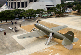 C-47수송기 전시장